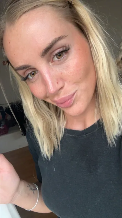 Bella Lange auf OnlyFans