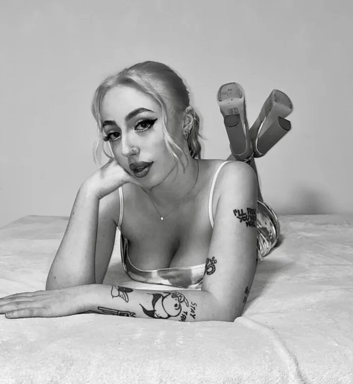 Cassy auf OnlyFans