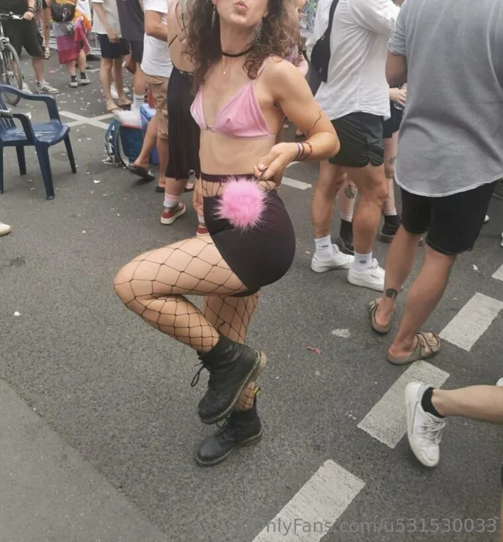 Julia auf OnlyFans