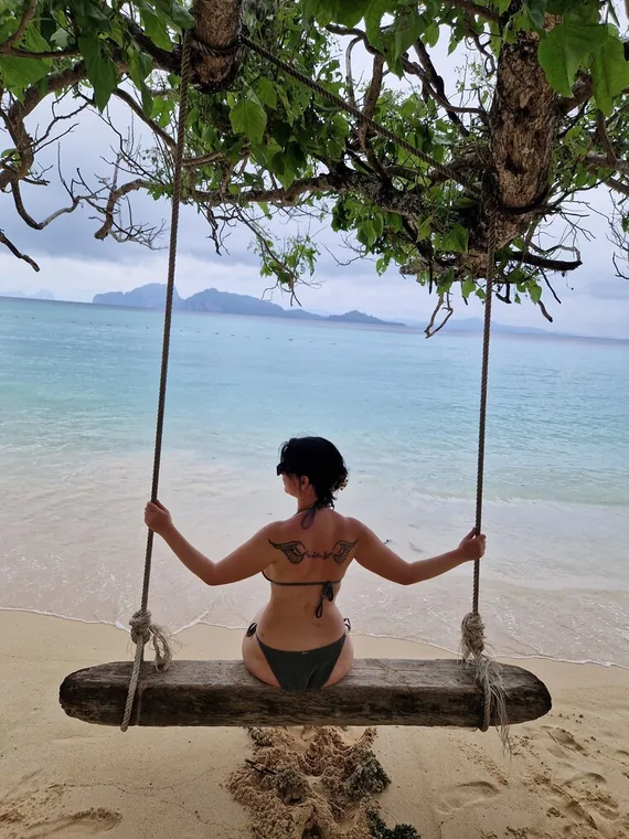 Leonie Sommer auf OnlyFans