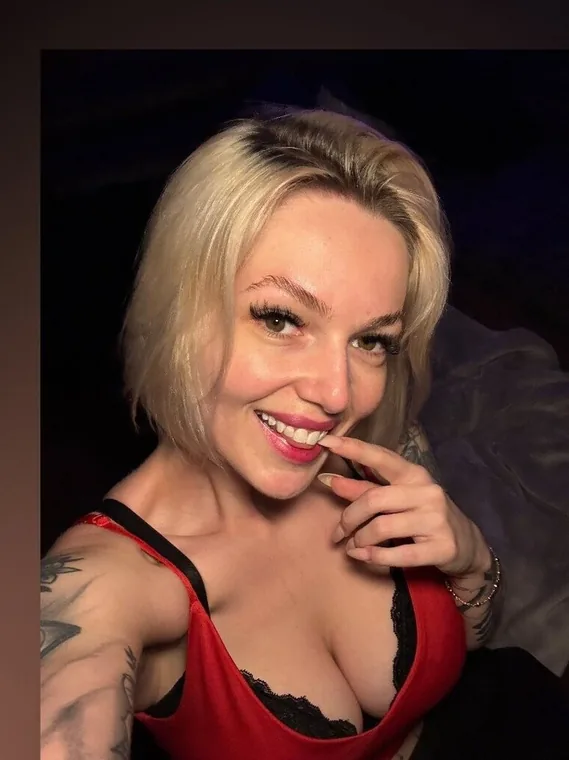 Leonie auf OnlyFans