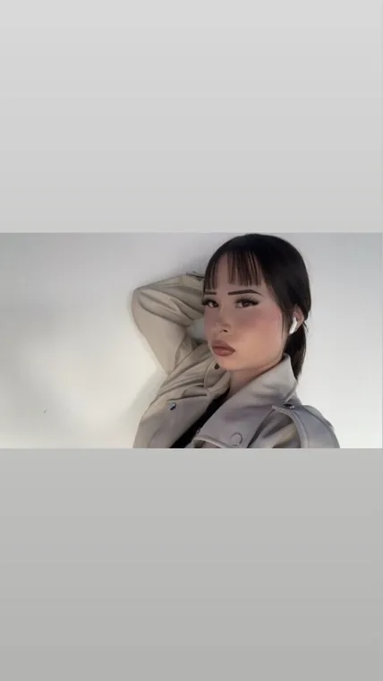 Lilly auf OnlyFans