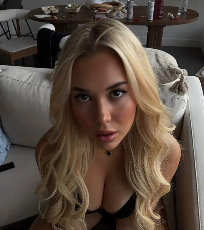 Samantra auf OnlyFans